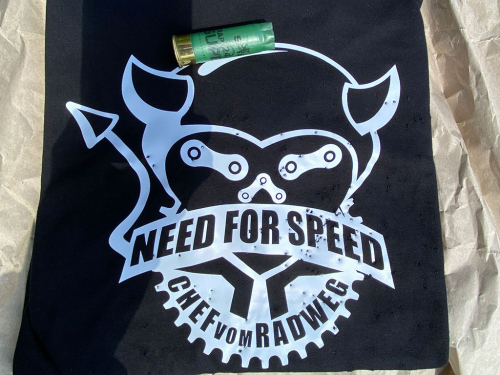 T-Shirt Need for Speed - Beschossen